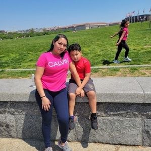 Meet your Posher, Elsy